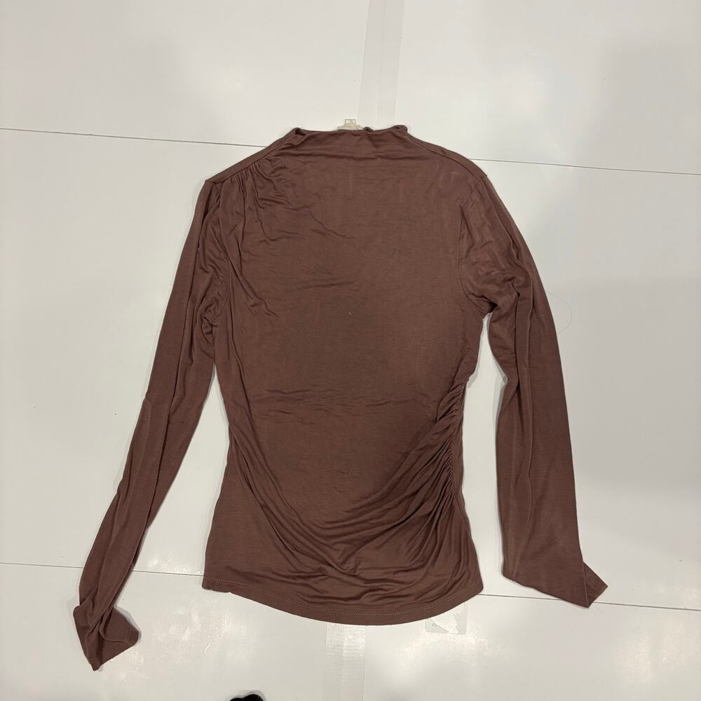 Hem & Thread Top - Picture 1 of 4